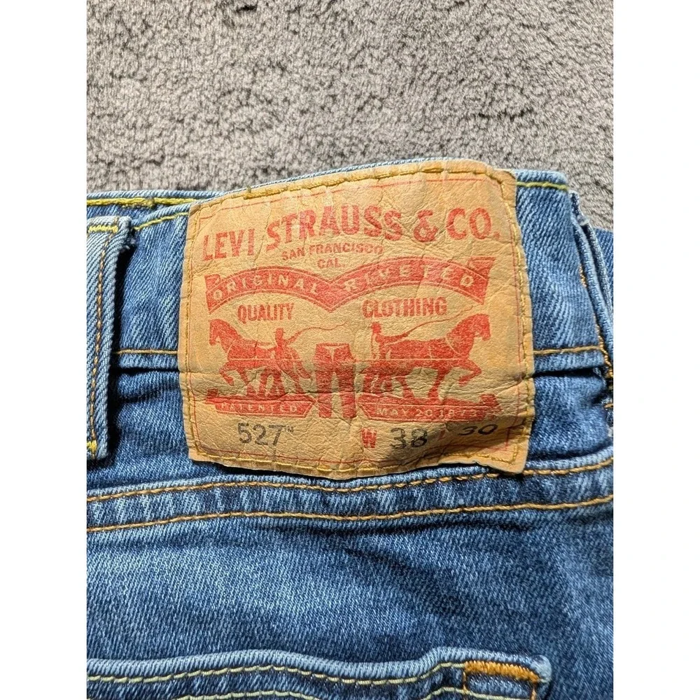 Levi's 527 Boot Cut Jeans Men's Size 38x30 Medium Wash